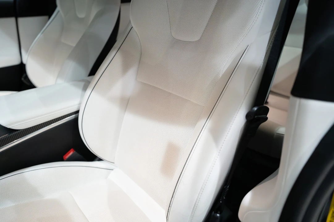 2021 Tesla Model S Plaid - Image 12 of 12