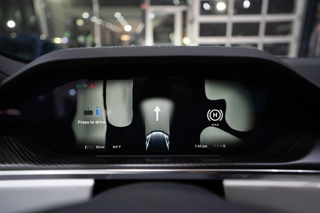2021 Tesla Model S Plaid - Image 18 of 21