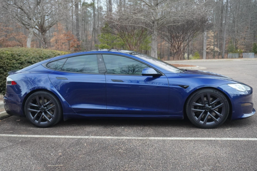 2021 Tesla Model S Plaid - Image 3 of 31