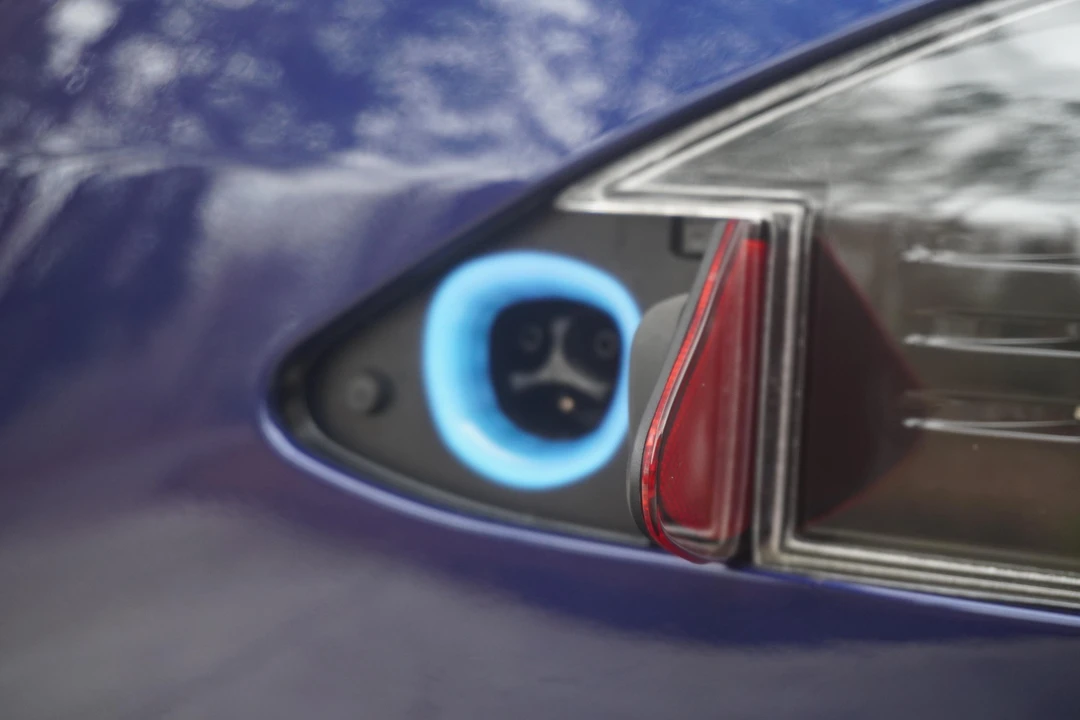 2021 Tesla Model S Plaid - Image 20 of 31