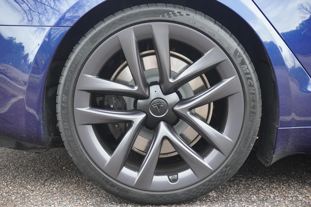 2021 Tesla Model S Plaid - Image 25 of 31