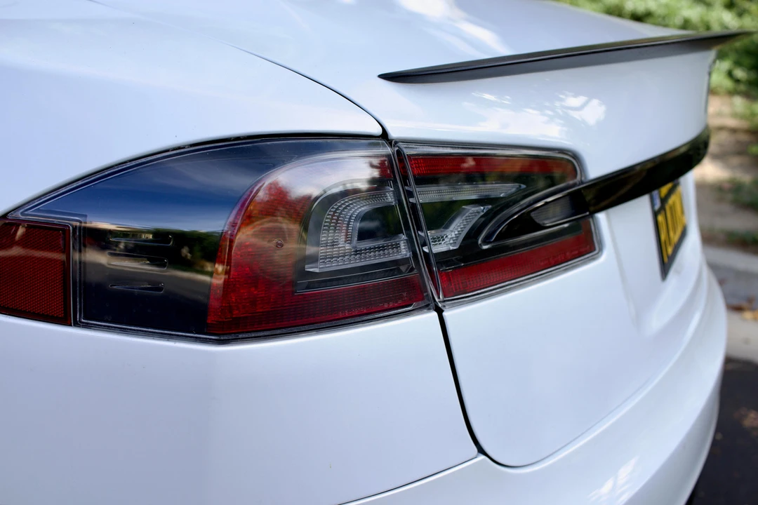 2021 Tesla Model S Plaid - Image 16 of 31