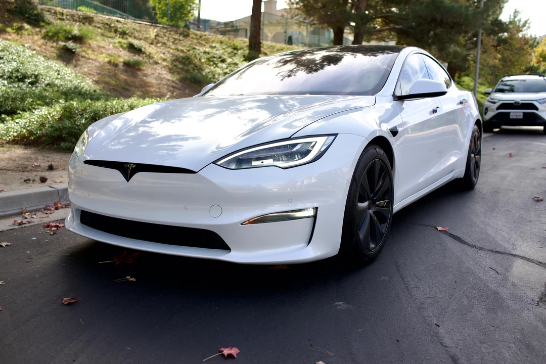 2021 Tesla Model S Plaid - Image 7 of 31