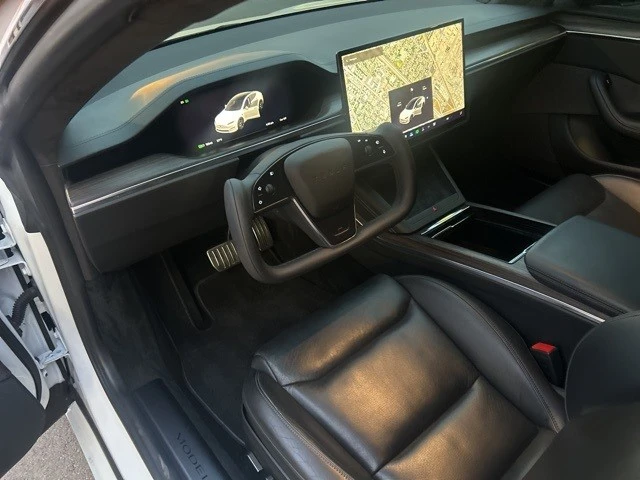 2021 Tesla Model S Plaid - Image 12 of 21
