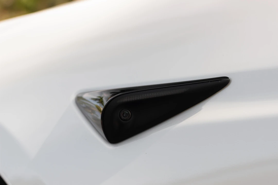 2021 Tesla Model S Plaid - Image 31 of 31