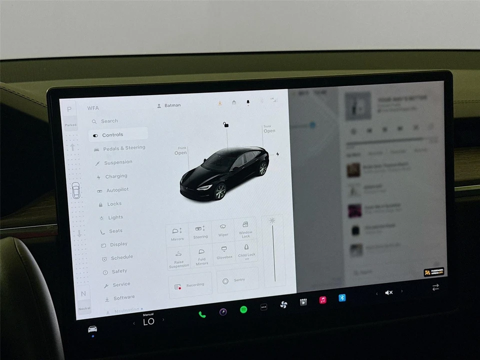 2021 Tesla Model S Plaid - Image 9 of 14