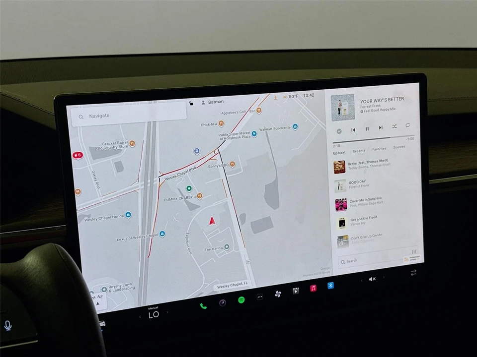 2021 Tesla Model S Plaid - Image 10 of 14