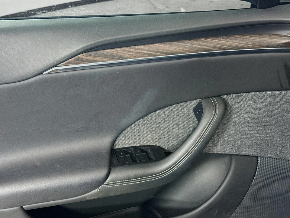 2021 Tesla Model S Plaid - Image 11 of 14