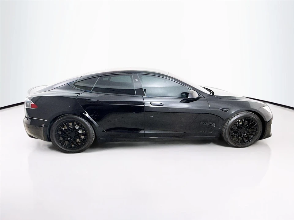 2021 Tesla Model S Plaid - Image 8 of 21