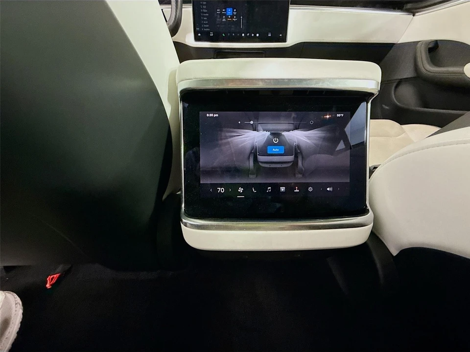 2021 Tesla Model S Plaid - Image 3 of 11