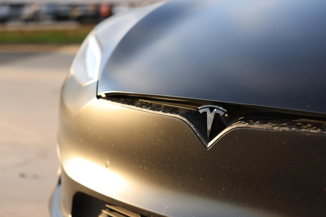 2021 Tesla Model S Plaid - Image 27 of 31