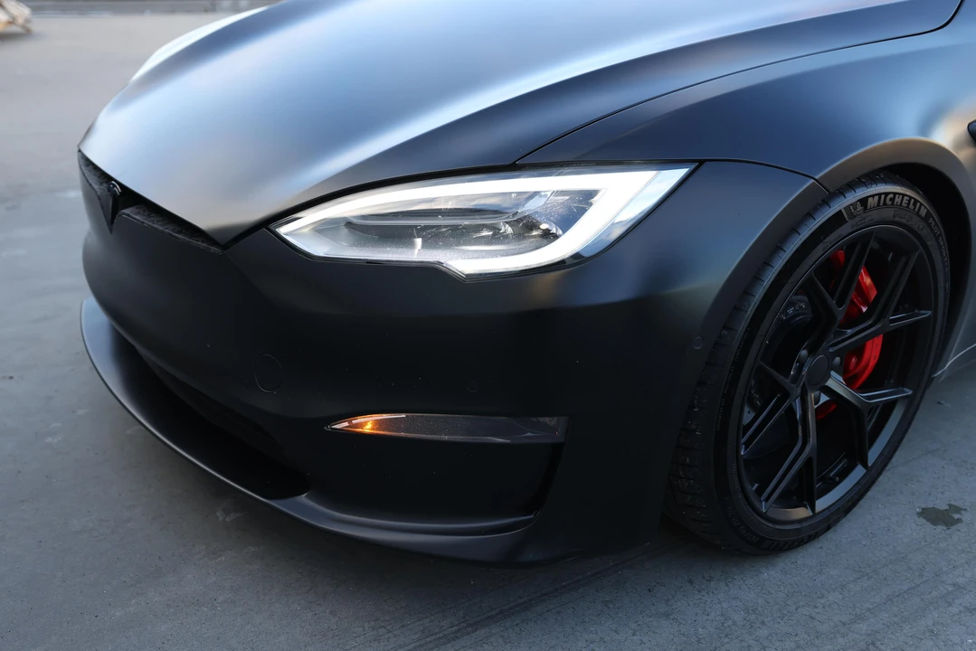 2021 Tesla Model S Plaid - Image 29 of 31