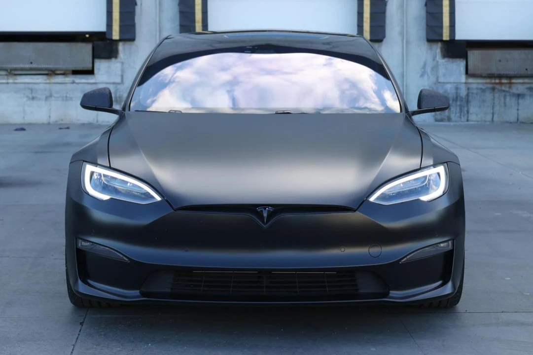 2021 Tesla Model S Plaid - Image 2 of 31