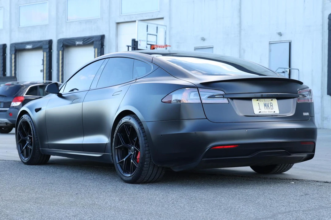 2021 Tesla Model S Plaid - Image 4 of 31