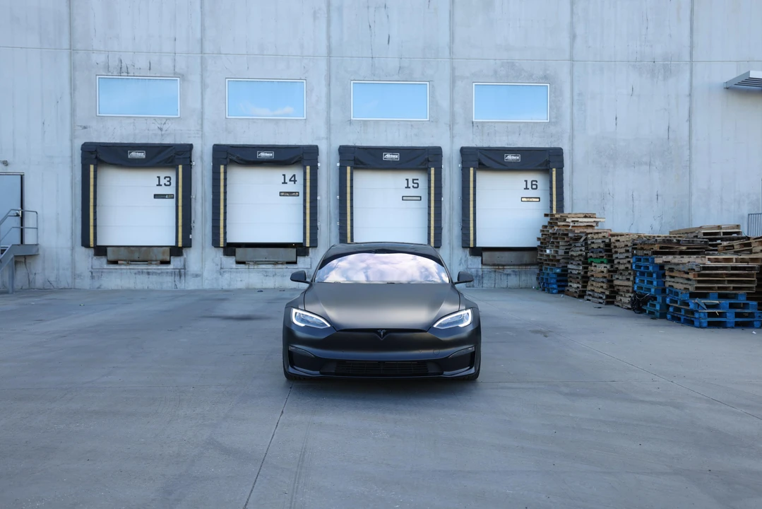 2021 Tesla Model S Plaid - Image 6 of 31