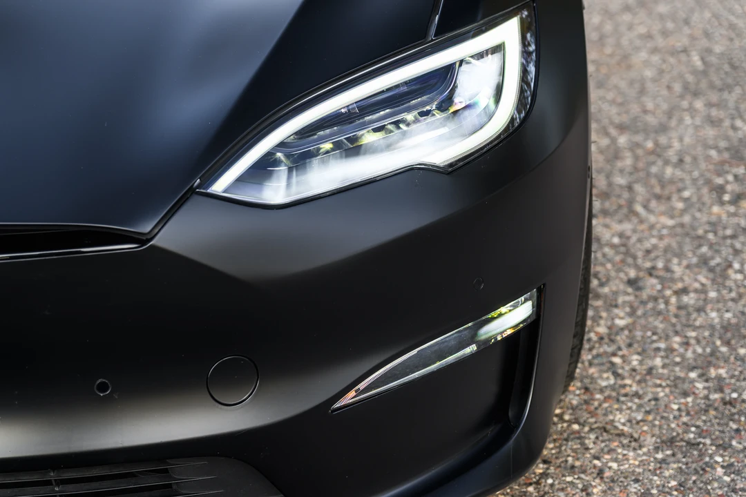 2021 Tesla Model S Plaid - Image 27 of 31
