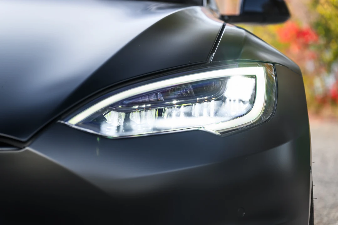2021 Tesla Model S Plaid - Image 30 of 31
