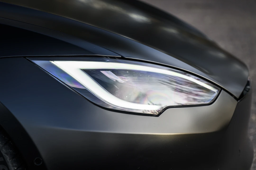 2021 Tesla Model S Plaid - Image 31 of 31