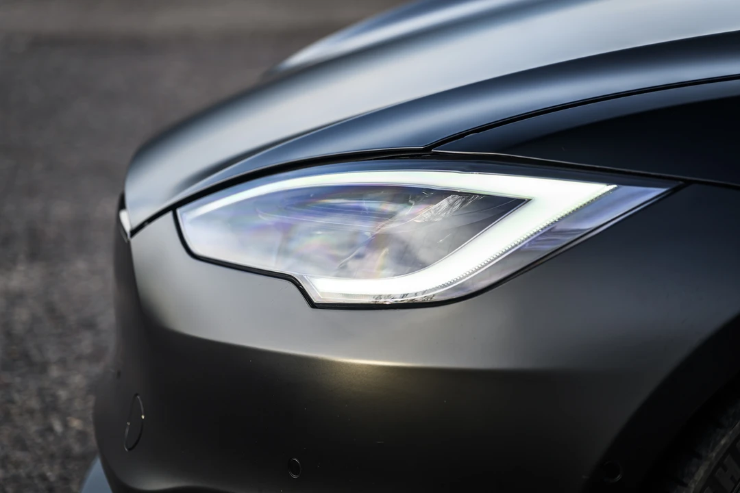 2021 Tesla Model S Plaid - Image 25 of 31