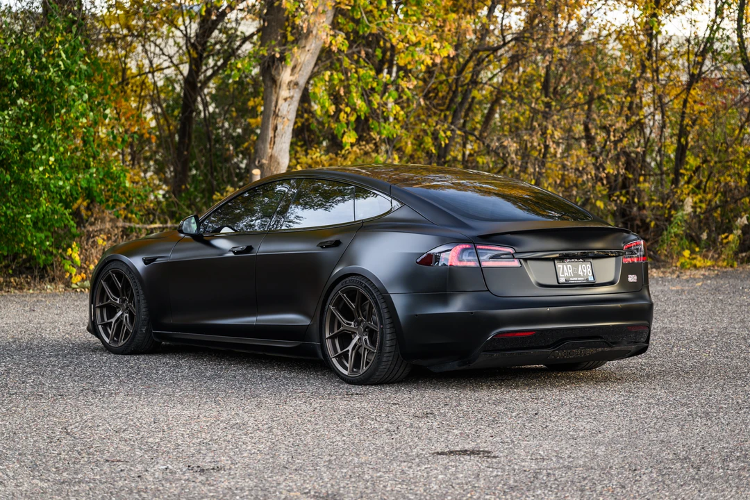 2021 Tesla Model S Plaid - Image 14 of 31