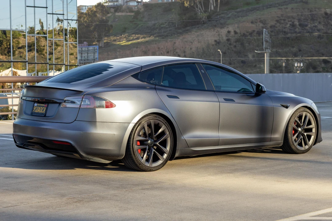 2021 Tesla Model S Plaid - Image 4 of 31