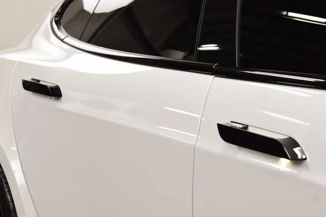 2021 Tesla Model S Plaid - Image 18 of 21