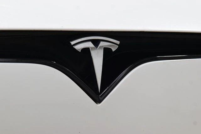 2021 Tesla Model S Plaid - Image 16 of 21