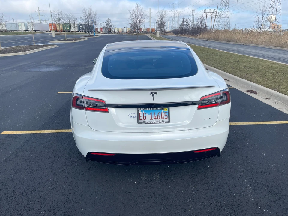 2021 Tesla Model S Plaid - Image 13 of 31