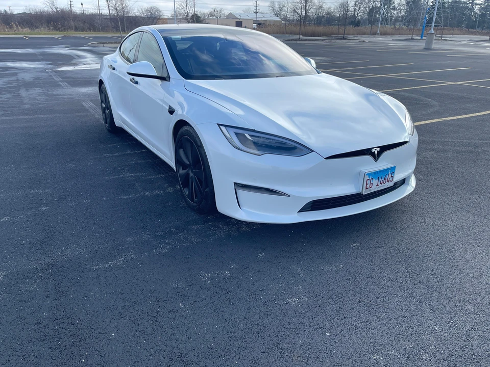 2021 Tesla Model S Plaid - Image 18 of 31