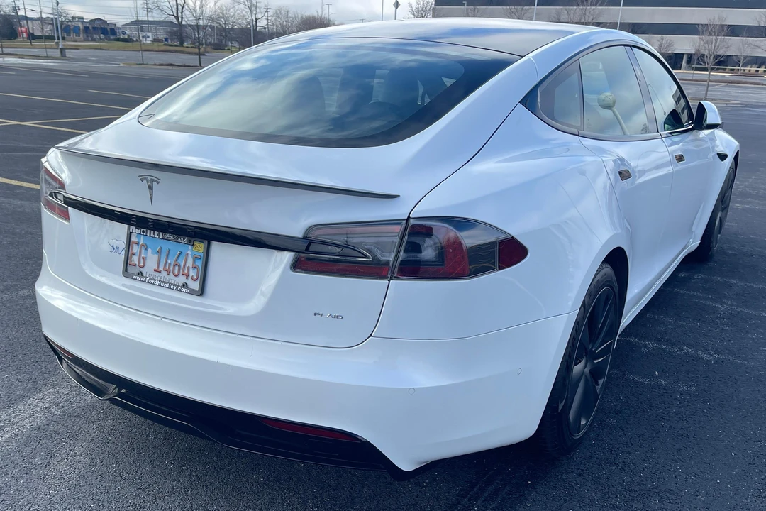 2021 Tesla Model S Plaid - Image 4 of 31