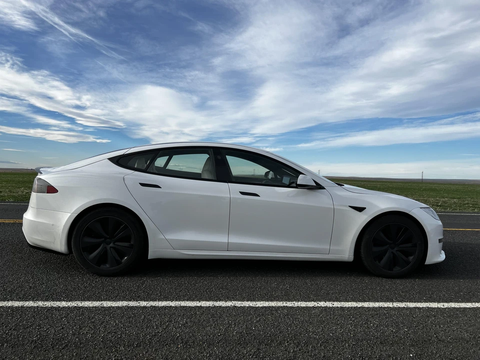 2021 Tesla Model S Plaid - Image 20 of 31