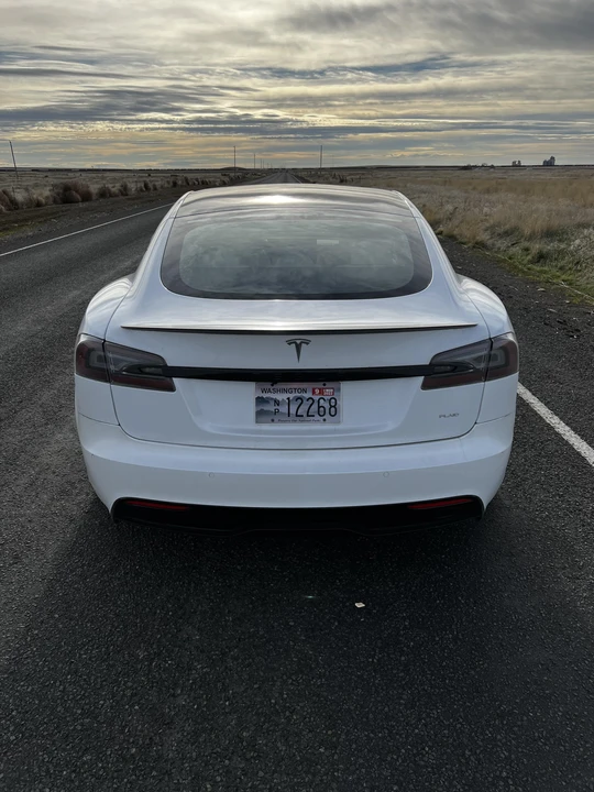 2021 Tesla Model S Plaid - Image 15 of 31