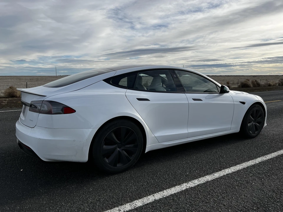 2021 Tesla Model S Plaid - Image 19 of 31