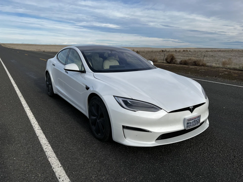 2021 Tesla Model S Plaid - Image 24 of 31