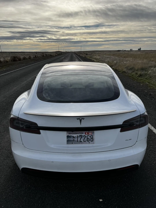 2021 Tesla Model S Plaid - Image 16 of 31