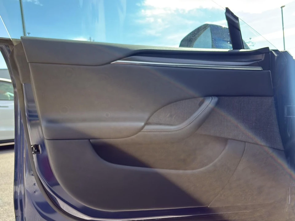 2021 Tesla Model S Plaid - Image 11 of 27