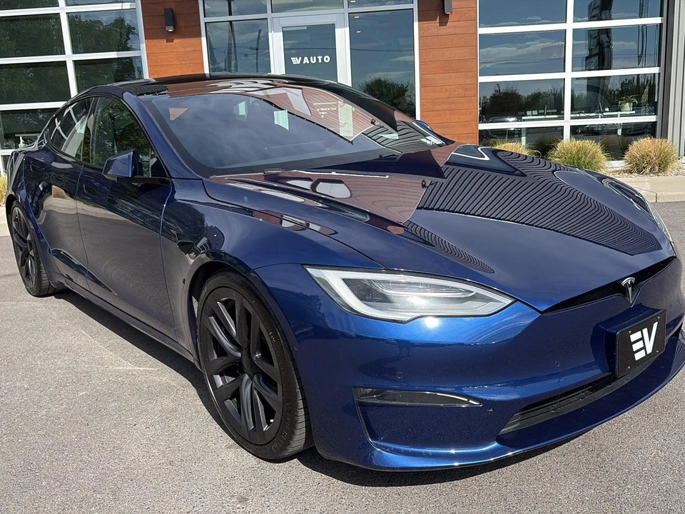 2021 Tesla Model S Plaid - Image 2 of 27
