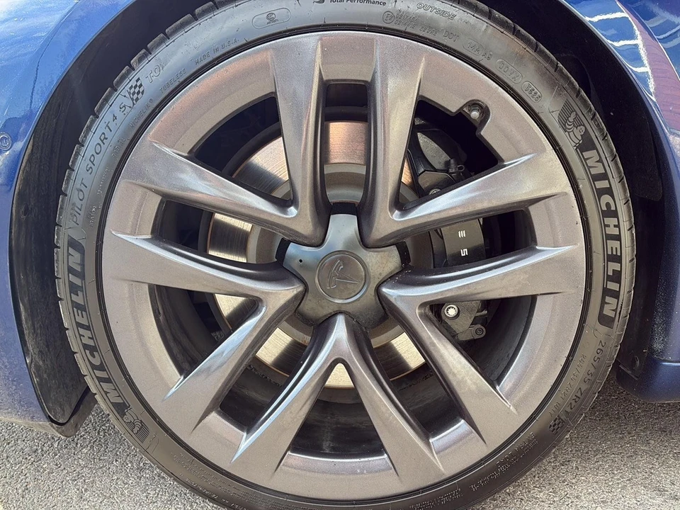 2021 Tesla Model S Plaid - Image 10 of 27