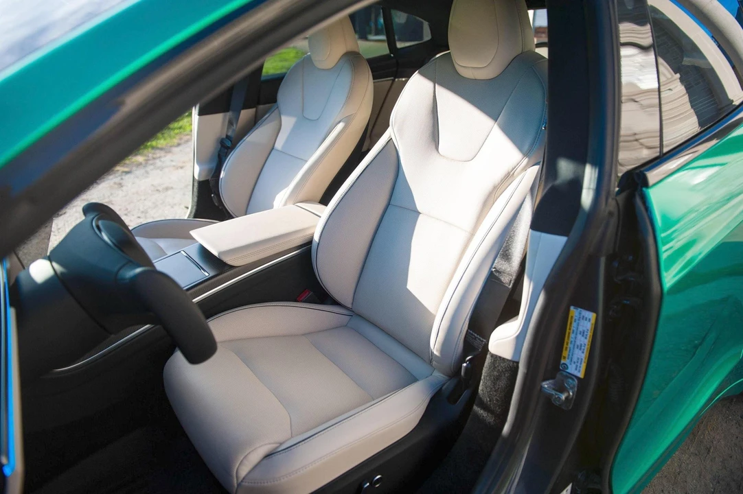 2021 Tesla Model S Plaid - Image 26 of 31