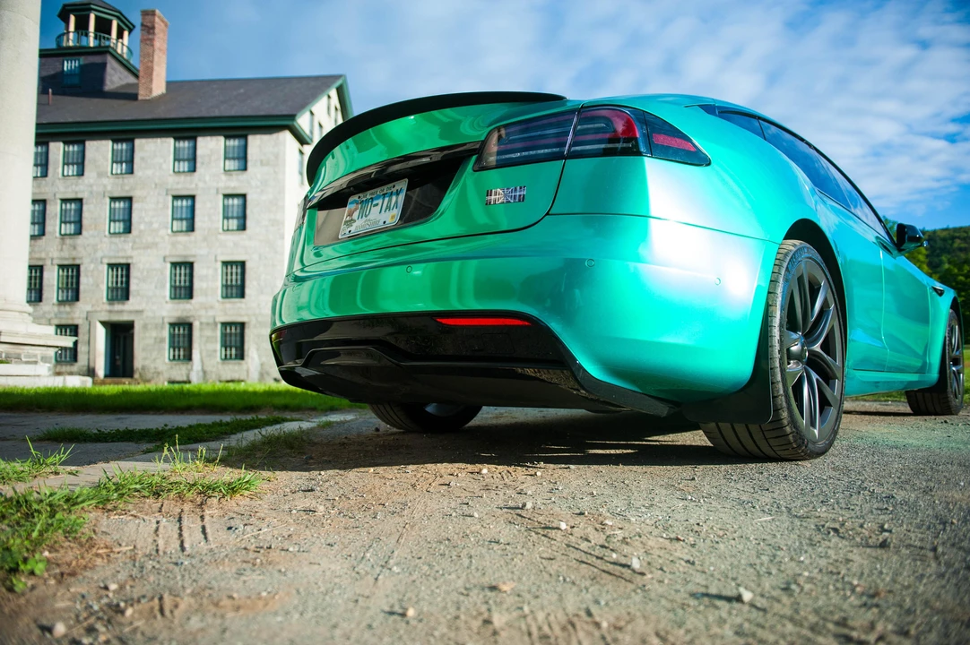 2021 Tesla Model S Plaid - Image 16 of 31
