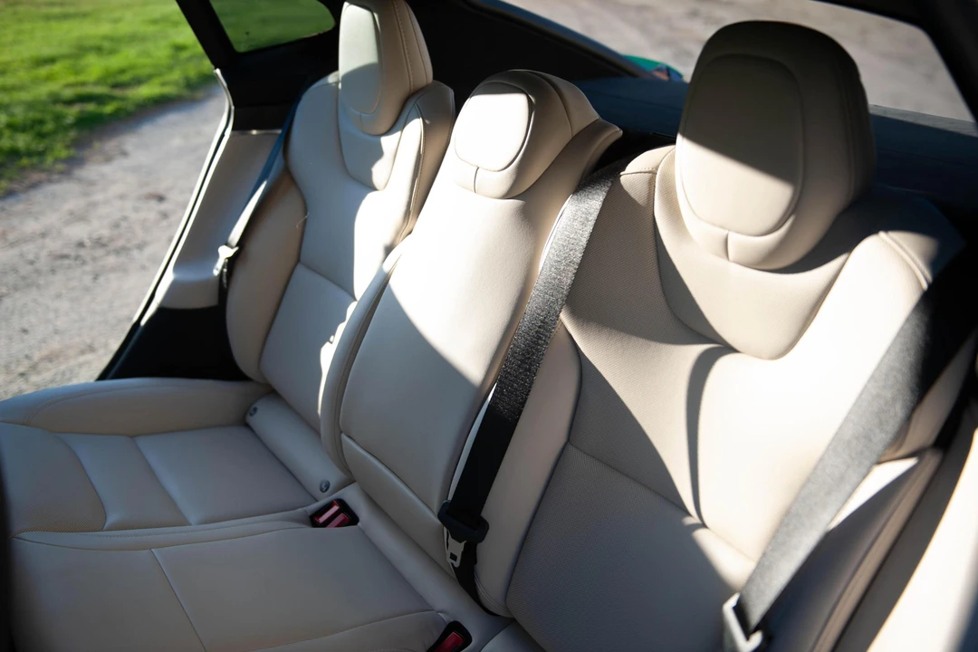 2021 Tesla Model S Plaid - Image 27 of 31