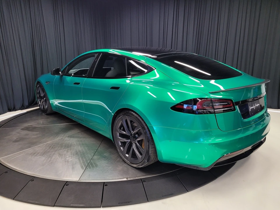 2021 Tesla Model S Plaid - Image 9 of 12