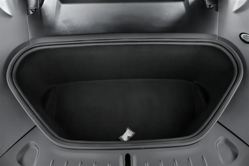 2021 Tesla Model S Plaid - Image 17 of 21