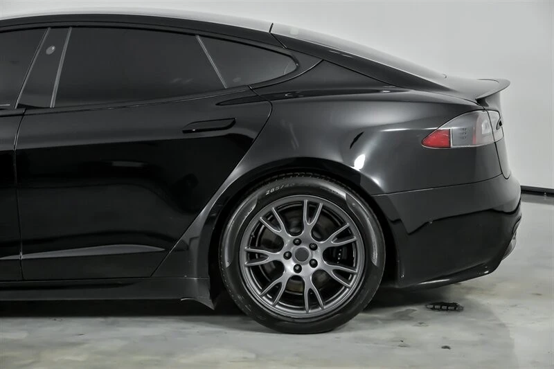 2021 Tesla Model S Plaid - Image 9 of 21