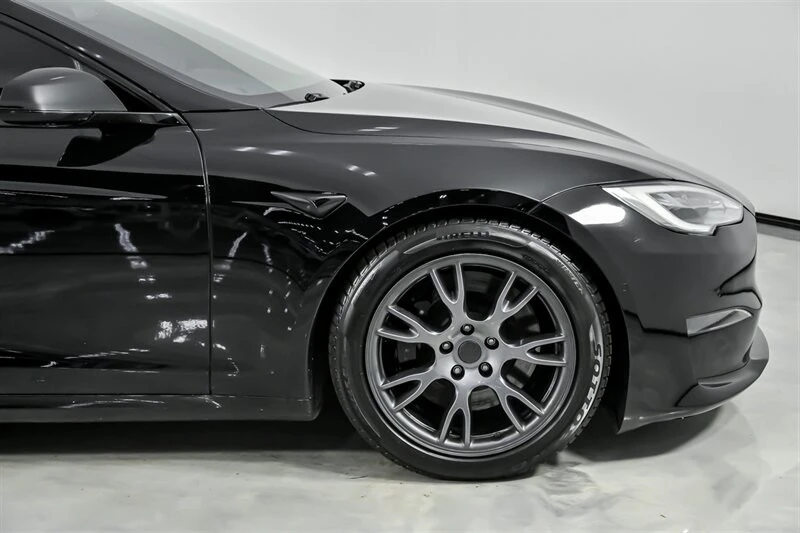 2021 Tesla Model S Plaid - Image 15 of 21