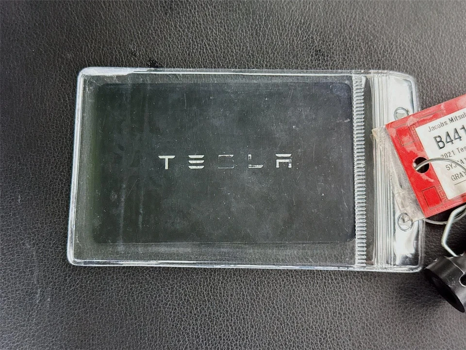 2021 Tesla Model S Plaid - Image 21 of 21