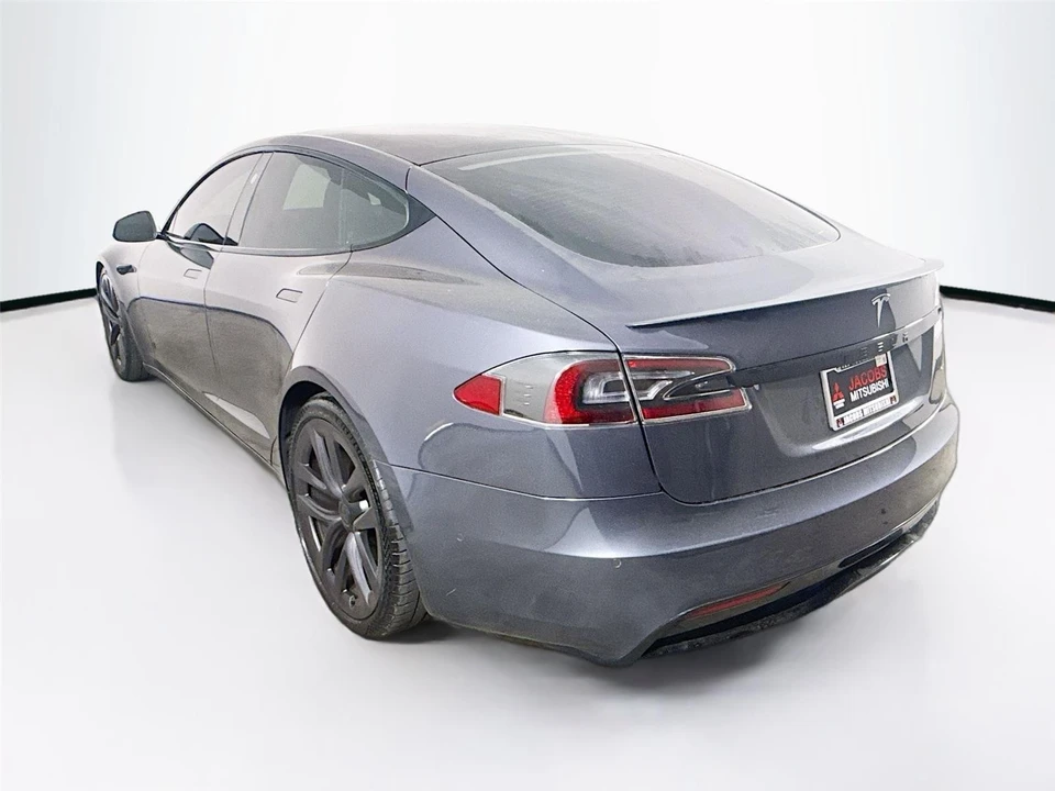 2021 Tesla Model S Plaid - Image 11 of 17