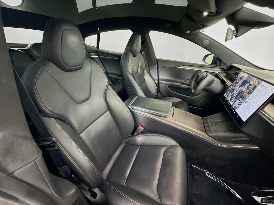 2021 Tesla Model S Plaid - Image 19 of 21
