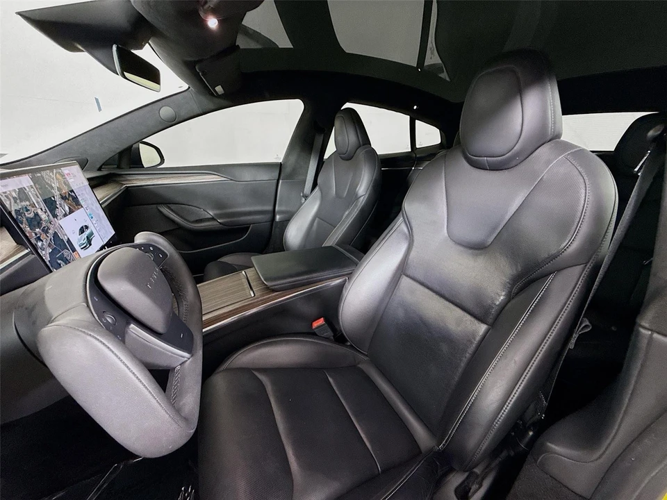 2021 Tesla Model S Plaid - Image 2 of 21
