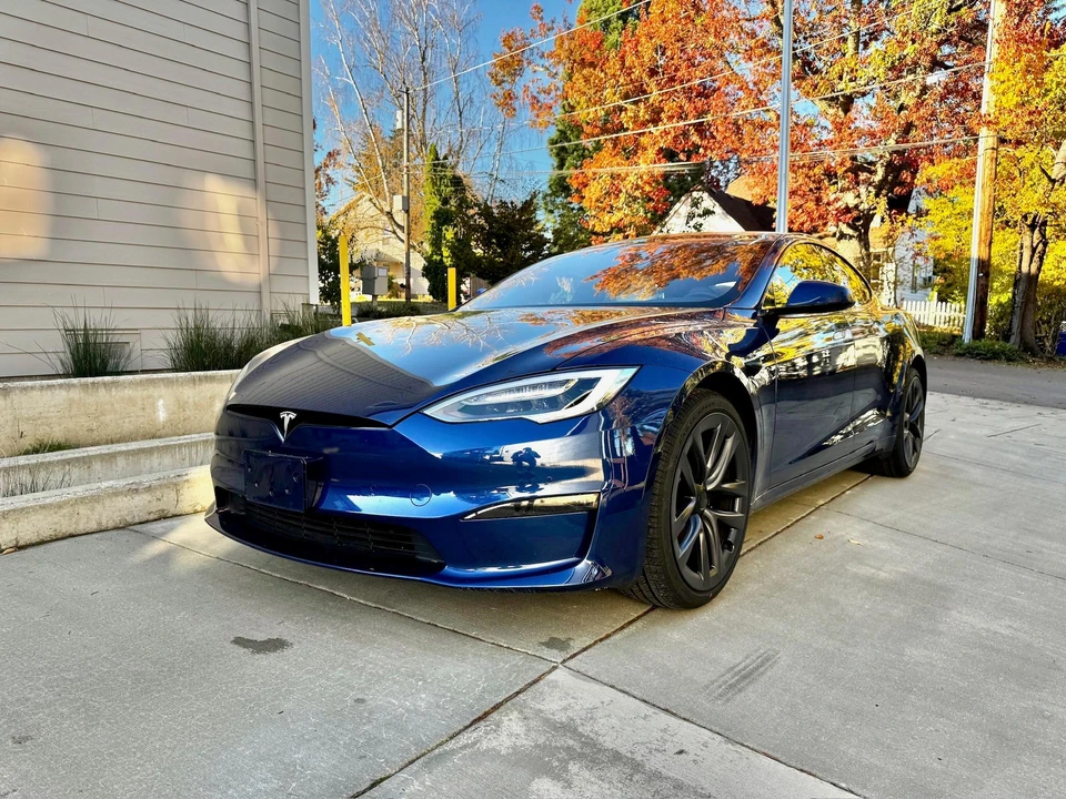 2021 Tesla Model S Plaid - Image 10 of 31